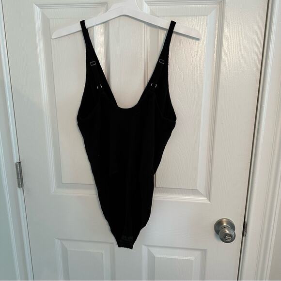 FREE PEOPLE Larissa Black Bodysuit size Medium ribbed knit - Picture 9 of 13